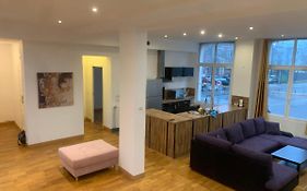 Spacieux 100 M2 Pour 7 Personnes En Plein Centre-Ville